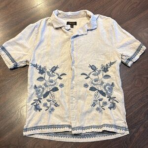 Embroidered linen shirt